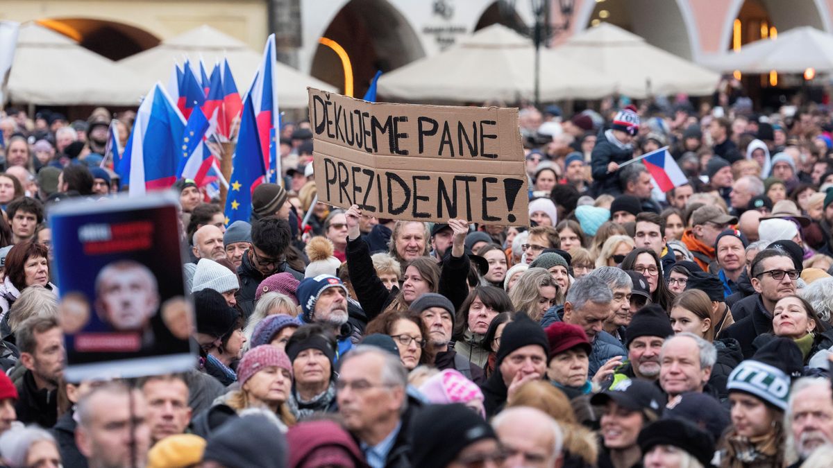 Demonstrace na podporu prezidenta Pavla